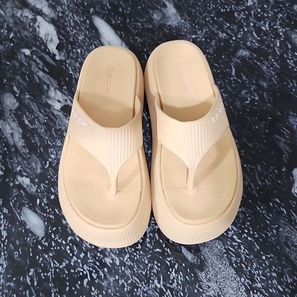 BRAND NEW BEBE PUFFI WOMEN'S PLATFORM SANDAL G1 - Picture 2 of 16